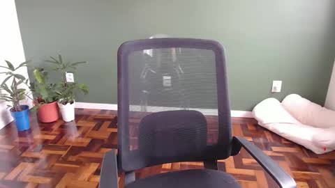 Snapshot of demmetria chatting on October 1, 5:19 pm demmetria online show from October 1, 5:19 pm