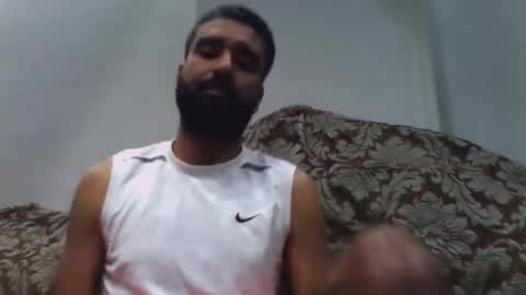         online show from December 5, 9:00 pm