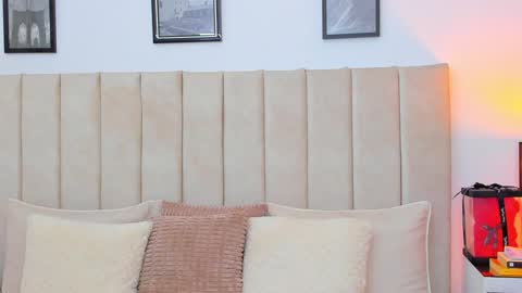 Snapshot of demyrose chatting on February 4, 9:17 am DEMY online show from February 4, 9:17 am