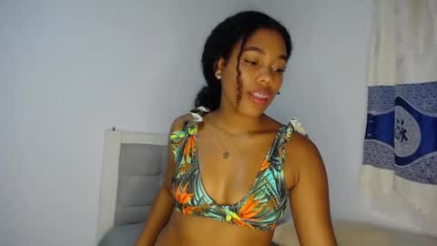 Snapshot of dena_k_ chatting on February 12, 1:48 pm Dena k s online show from February 12, 1:48 pm