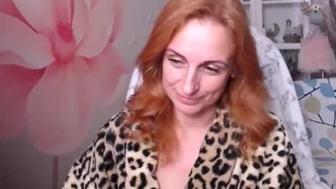 Snapshot of denhiey_here chatting on October 10, 5:23 pm denhiey online show from October 10, 5:23 pm