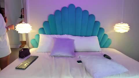 Snapshot of deniserichar chatting on February 20, 4:07 am Denise online show from February 20, 4:07 am