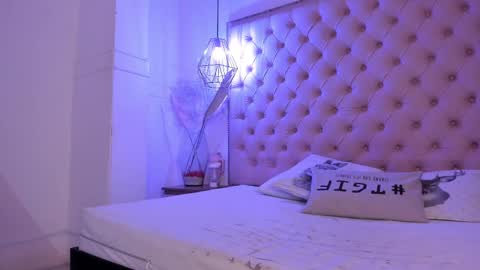 Snapshot of denisse_logan chatting on October 8, 3:15 am denisse_logan online show from October 8, 3:15 am