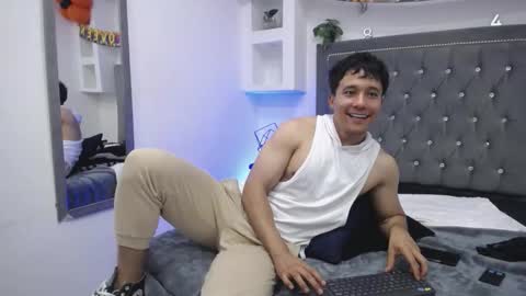 Snapshot of denizer_healer chatting on November 2, 1:08 am DENIZER online show from November 2, 1:08 am