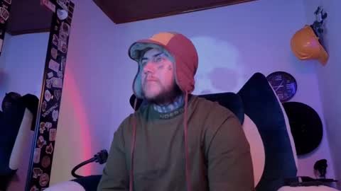 Snapshot of denjig chatting on September 9, 5:07 am Oliver online show from September 9, 5:07 am