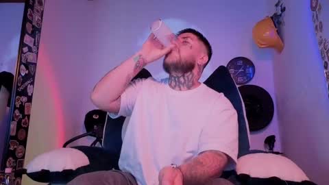 Snapshot of denjig chatting on September 12, 4:45 am Oliver online show from September 12, 4:45 am