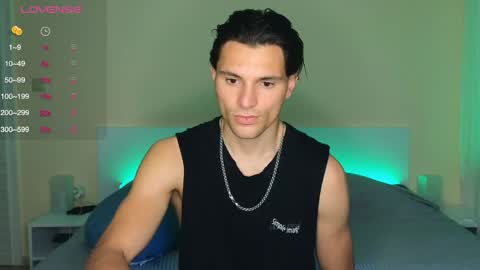 Snapshot of denlover chatting on May 1, 1:26 pm Den online show from May 1, 1:26 pm