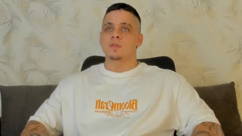 dennis munera online show from December 5, 10:55 am