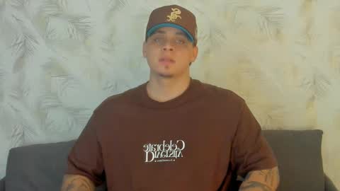 dennis munera online show from December 28, 10:36 am