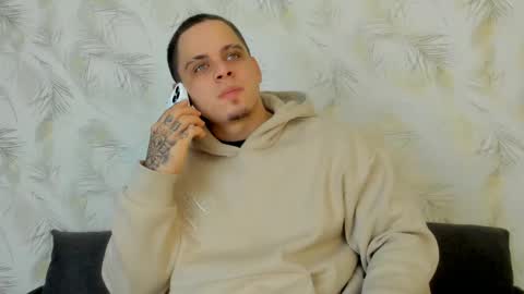 dennis munera online show from January 8, 12:37 pm