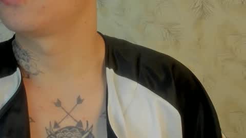 dennis munera online show from January 29, 11:30 am