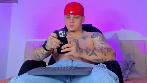 dennis munera online show from September 18, 11:56 am