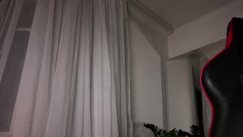 Snapshot of denobluora chatting on September 11, 5:24 pm Jasper online show from September 11, 5:24 pm