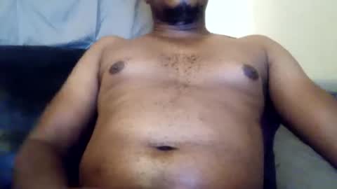 Snapshot of dentzo chatting on December 9, 11:26 am mastER blACK online show from December 9, 11:26 am