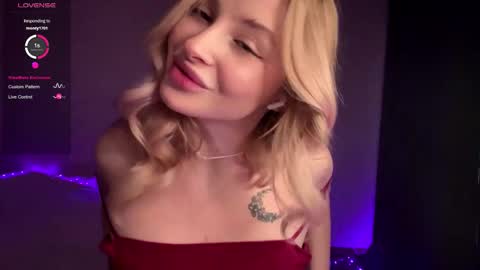 Vi  Victoria online show from February 7, 1:26 pm