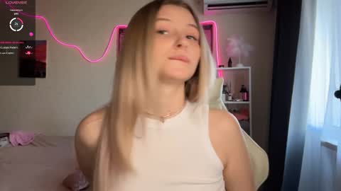 Vi  Victoria online show from April 19, 8:57 am