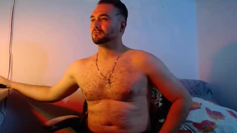 Dereck Mills3 online show from April 28, 2:38 am