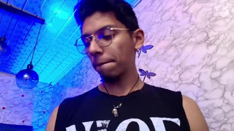 Dereck online show from April 9, 10:42 am