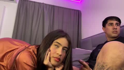 Snapshot of dereckbrownn chatting on October 29, 3:31 am Dereck online show from October 29, 3:31 am