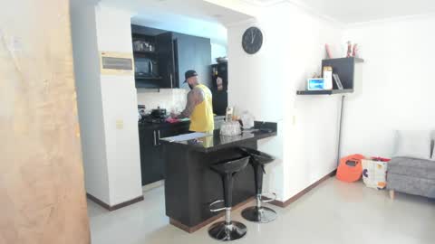 dereckgreen online show from April 10, 6:01 pm