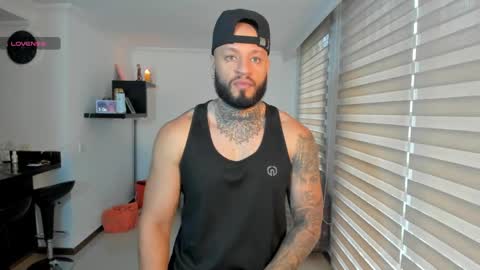 dereckgreen online show from April 15, 7:58 pm