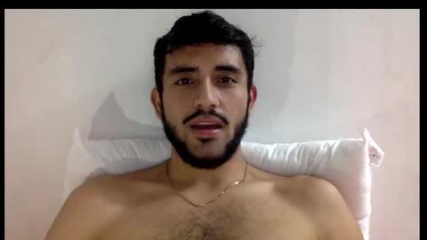 Snapshot of derek_smiith chatting on January 23, 12:35 am Derek smiith online show from January 23, 12:35 am