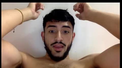 Snapshot of derek_smiith chatting on February 11, 10:48 am Derek smiith online show from February 11, 10:48 am