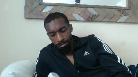 Snapshot of derekthetruth2 chatting on October 15, 3:23 pm derekthetruth2 online show from October 15, 3:23 pm