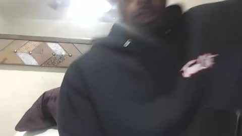 Snapshot of derekthetruth2 chatting on February 3, 4:32 am derekthetruth2 online show from February 3, 4:32 am