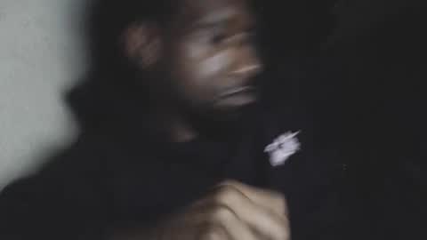 Snapshot of derekthetruth2 chatting on March 1, 1:51 am derekthetruth2 online show from March 1, 1:51 am