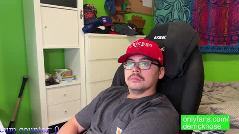 Derrick Hose online show from January 9, 4:41 am