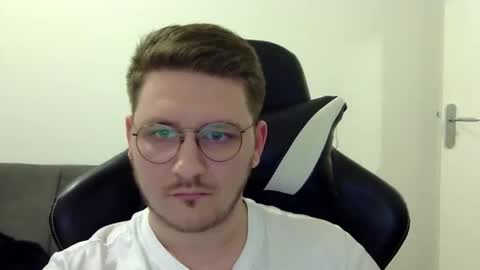 dervechi online show from November 28, 7:49 pm