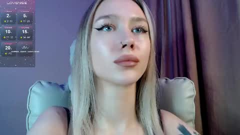 Ari online show from November 12, 5:57 pm