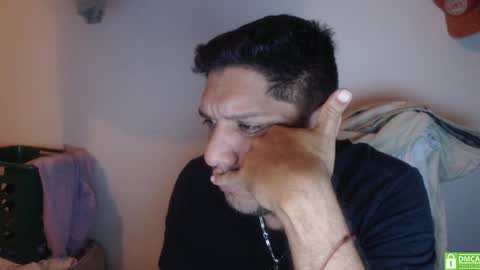 Snapshot of designturbate chatting on November 24, 4:34 am Designturbate online show from November 24, 4:34 am