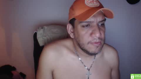 Snapshot of designturbate chatting on December 1, 5:01 am Designturbate online show from December 1, 5:01 am