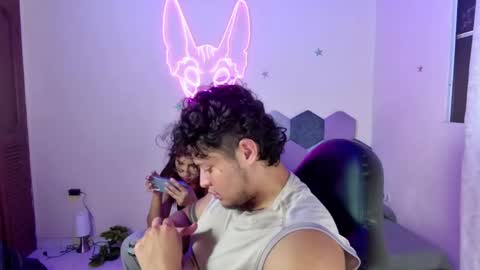 TORI AND MR. BEAR online show from February 4, 6:17 pm