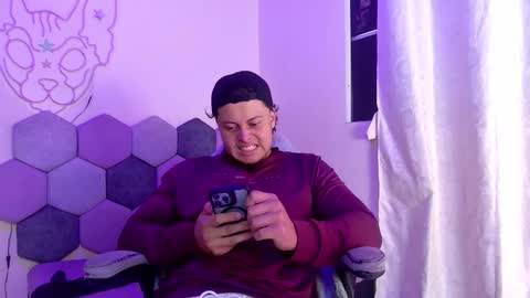 TORI AND MR. BEAR online show from September 15, 12:27 pm