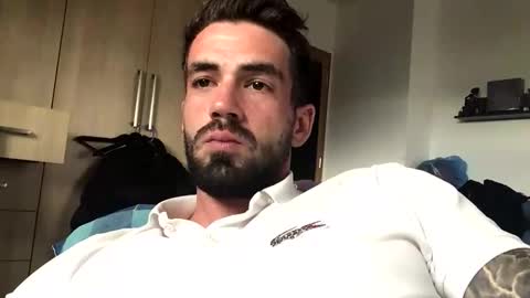 desirtexz online show from April 19, 2:38 pm