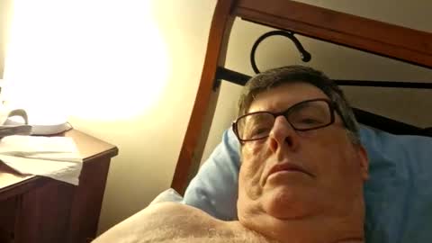 Desmon1958 online show from March 19, 12:53 pm