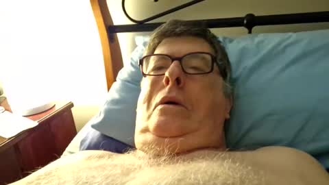 Desmon1958 online show from March 29, 6:52 pm