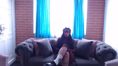 devi_black_13_ online show from February 2, 7:23 pm