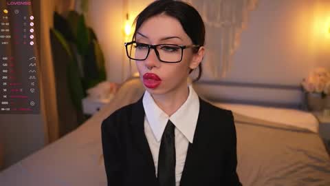  CIBELLE  online show from November 18, 4:00 pm