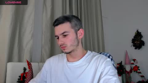 devin_ho online show from January 5, 7:49 pm