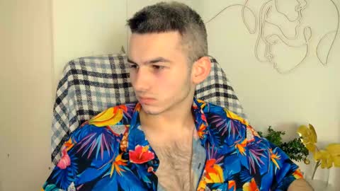 devin_ho online show from February 17, 8:47 pm