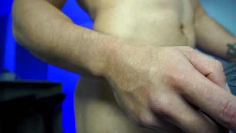 Snapshot of devin_hunter chatting on December 27, 3:20 am Devin Hunter online show from December 27, 3:20 am