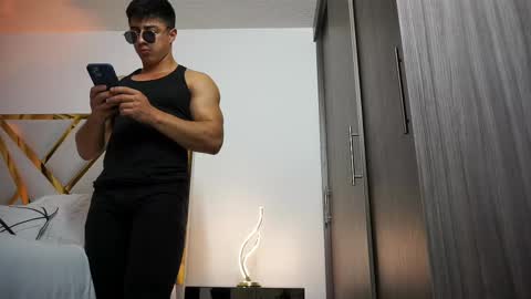 Snapshot of devin_hunter chatting on March 3, 11:24 pm Devin Hunter online show from March 3, 11:24 pm