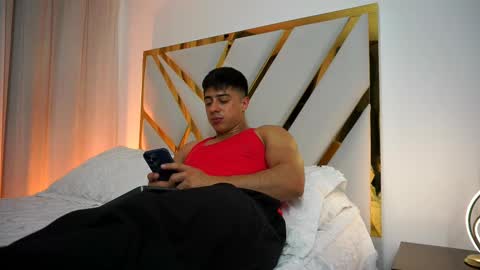 Snapshot of devin_hunter chatting on March 8, 7:16 am Devin Hunter online show from March 8, 7:16 am