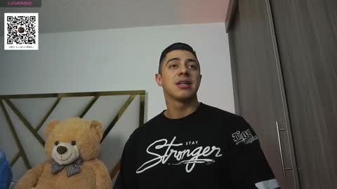 Snapshot of devin_hunter chatting on November 15, 12:52 am Devin Hunter online show from November 15, 12:52 am