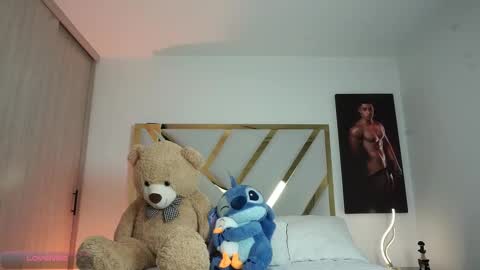 Devin Hunter online show from February 15, 11:45 pm