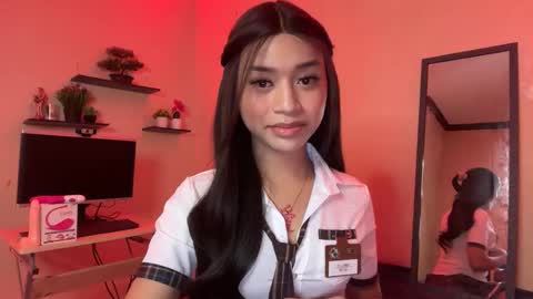 Snapshot of devine_goddessx chatting on September 20, 10:05 am Devine Greyson online show from September 20, 10:05 am